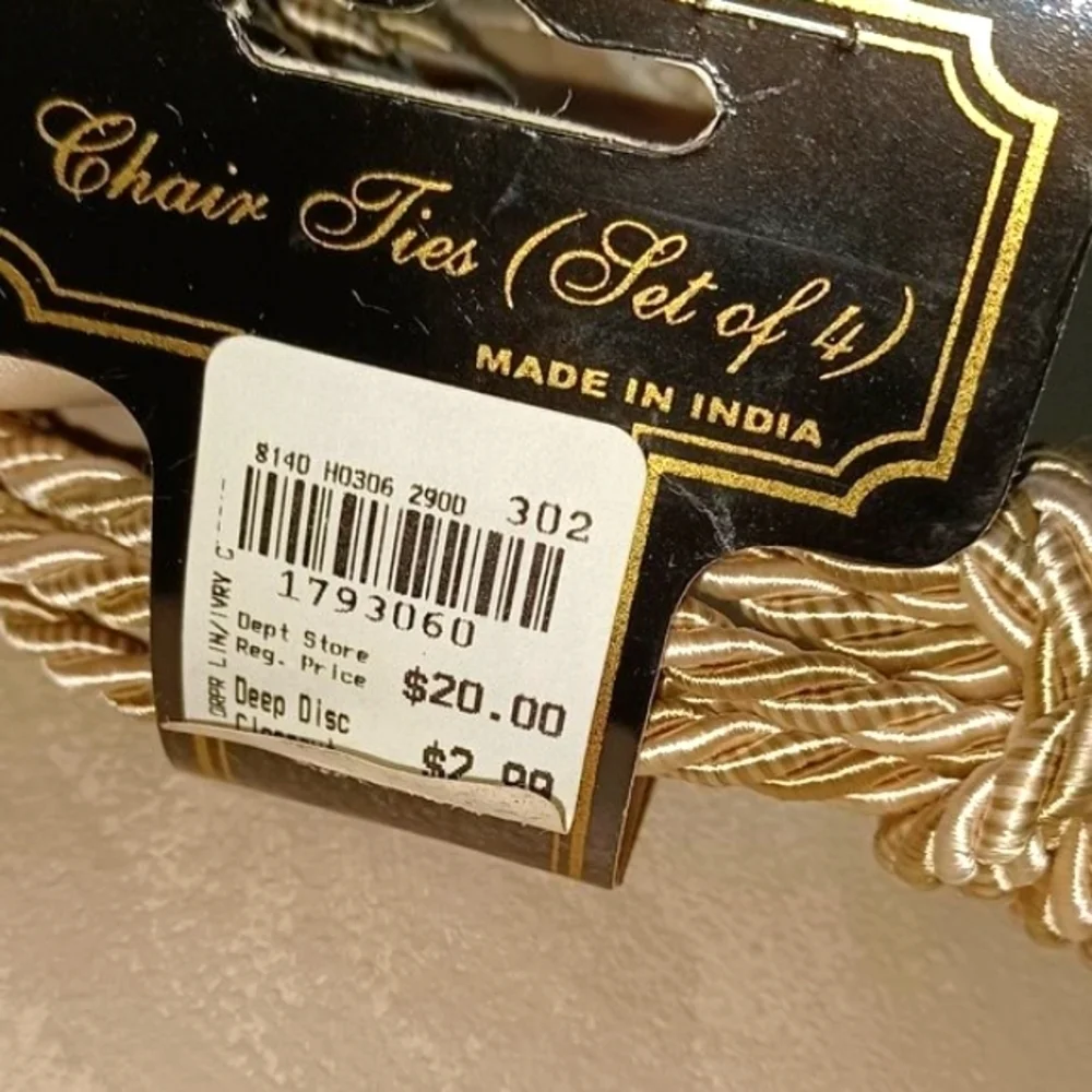 CHAIR TIES 2 SETS OF 4 ONE BURGUNDY ONE GOLD